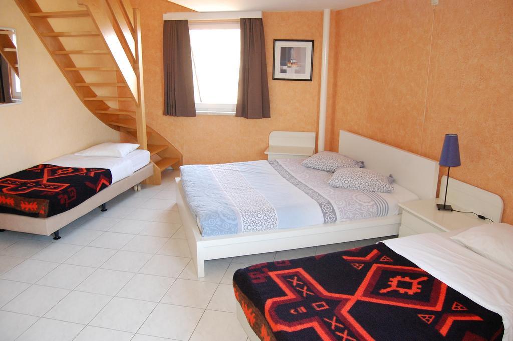 Westhoek Apartments De Panne Zimmer foto